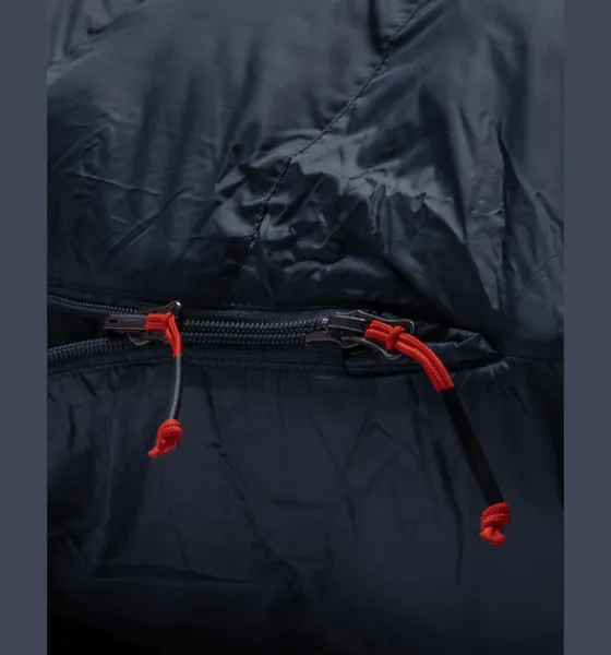 u_base_camp__2-1.webp Everest Outdoor Sovsäckar<U Base Camp 200 WHALE BLUE/BLACK